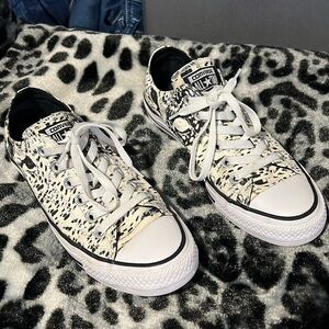 Chuck Taylor’s leopard print